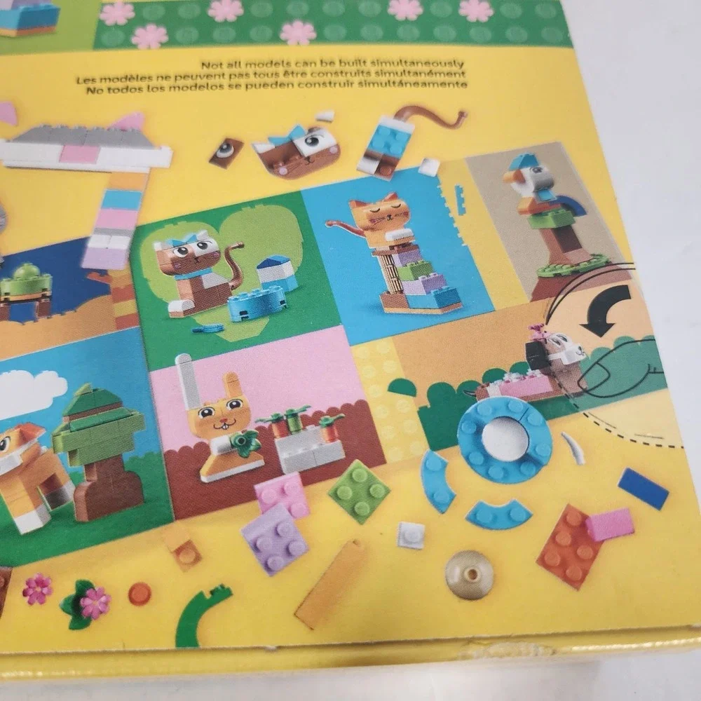 LEGO Classic 11034 Creative Pets 450 Piece Building Set NEW Factory Sealed Ages